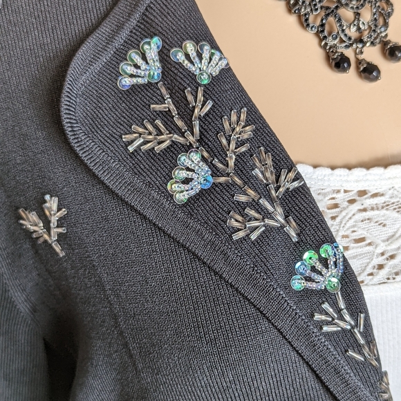 BCBGMAXAZRIA black sequined sweater sz L - Picture 4 of 7